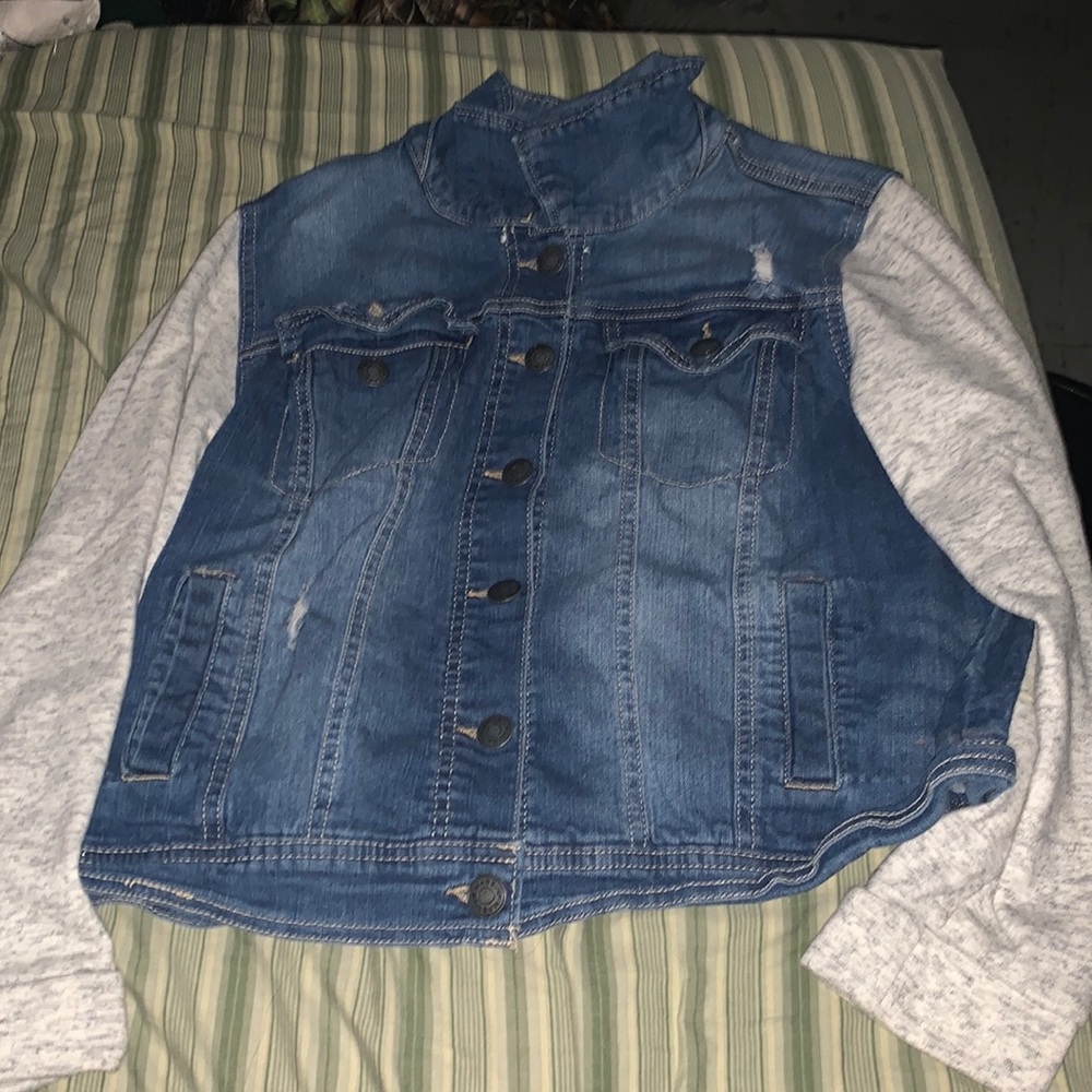 Doesn’t fit anymore and need to get rid of it